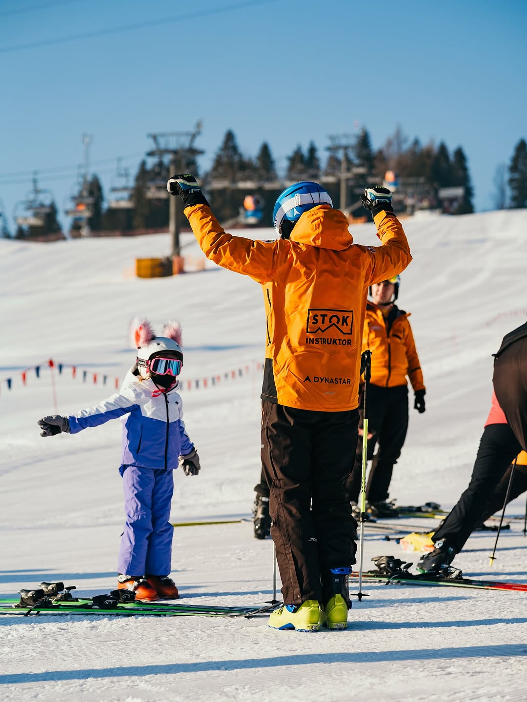 Photo shared by Szkoła Stok on December 20, 2025 tagging @kotelnicabialczanska, @jmpsportswear, @skinews.pl, and @bania_ski. May be an image of snowboarding, ski, snowsuit, ski slope and text that says 'STOK INSTRUKTOR INSTRUKTOR ADYNASTAR ADYI NASTAR'.