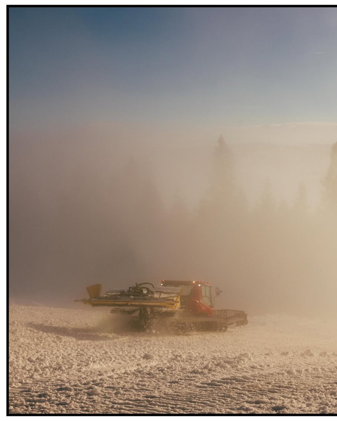 Photo shared by Jan Kanty Wolanty on December 20, 2025 tagging @ewull, @burtonkatowice, @anna_kolasa, @julekgoniac, @kotelnicabialczanska, @szkolastok, and @snowpark_kotelnica. May be an image of snowplow, combine, tractor, nature and text.