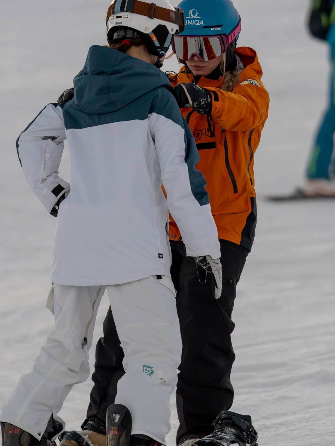 Photo shared by Szkoła Stok on December 28, 2025 tagging @lishova_, and @kotelnicabialczanska. May be an image of snowboarding, ski, helmet, ski slope and text.